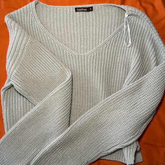 cropped loose v neck sweater - Picture 6 of 6